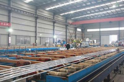 弋陽縣委書記謝柏清深入高新園區(qū)調(diào)研企業(yè)疫情防控和復(fù)工復(fù)產(chǎn)工作